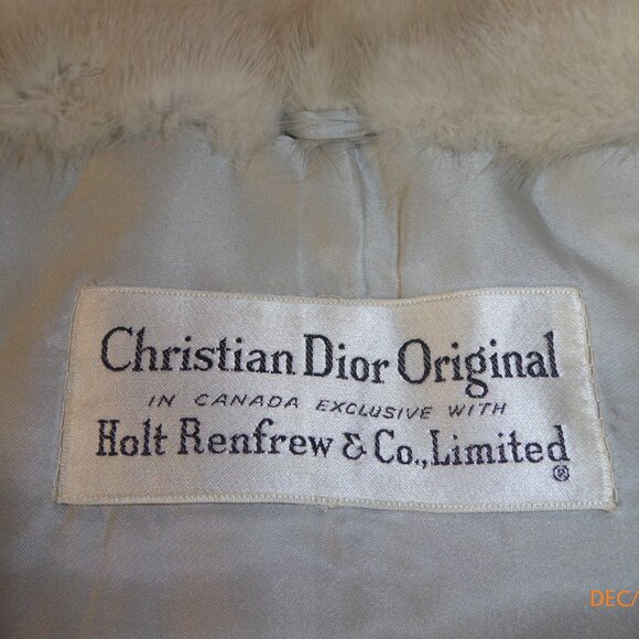 Christian Dior Original  Blonde Mink Fur Wrap from Holt Renfrew - Stunning - Picture 2 of 16